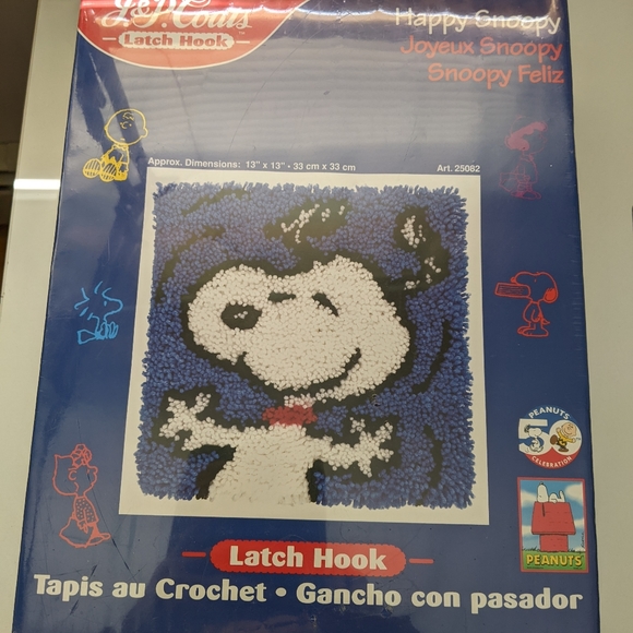 J & P Coats Art Sealed 5th Anniversary Happy Snoopy Peanuts Latch